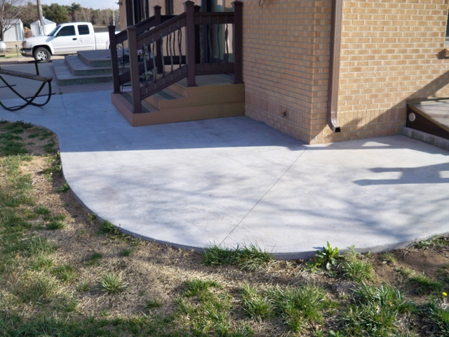 DDA Concrete LLC